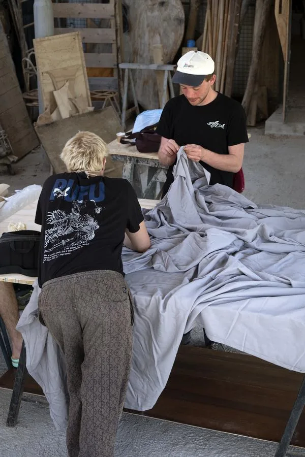 Tessere il mare — lavorazione delle amache in laboratorio